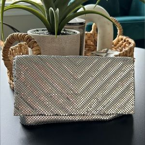 Chain metal link evening clutch